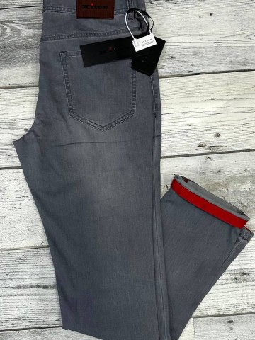Джинсы Kiton