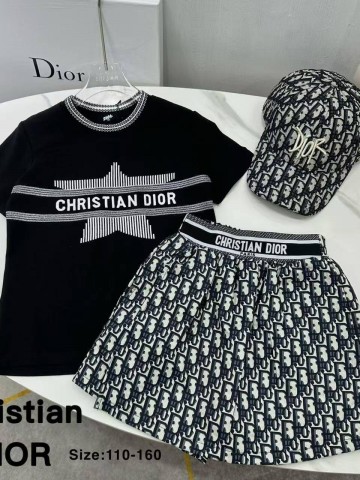 Костюм Dior