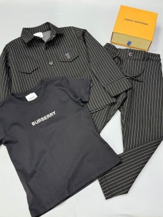 Костюм Burberry