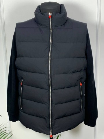 Жилет Kiton