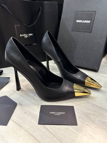 Туфли Yves Saint Laurent