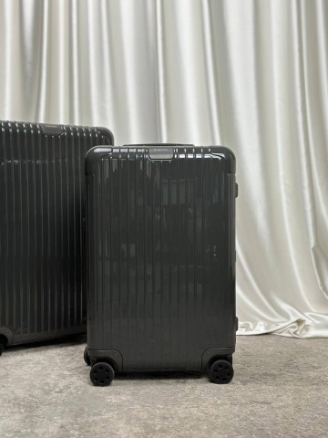Чемодан Rimowa S