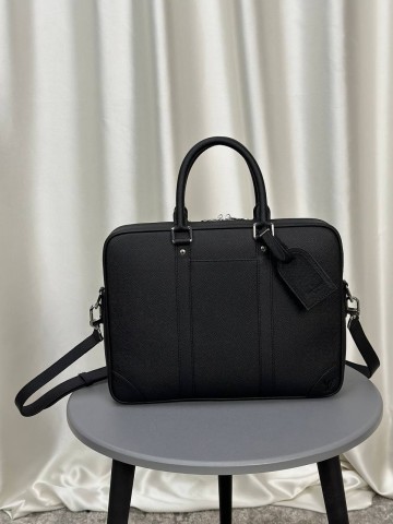 Портфель Louis Vuitton