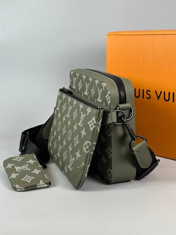 Сумка-мессенджер Louis Vuitton
