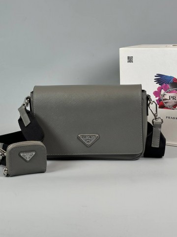 Сумка-мессенджер Prada