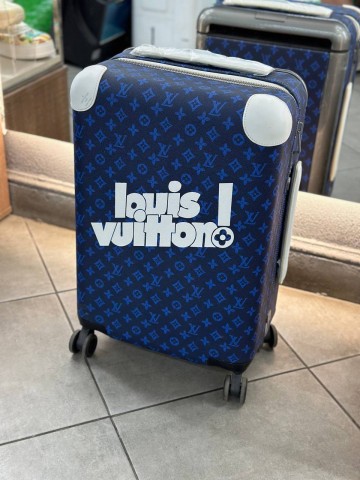 Чемодан Louis Vuitton