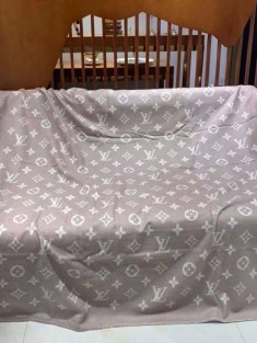 Плед Louis Vuitton