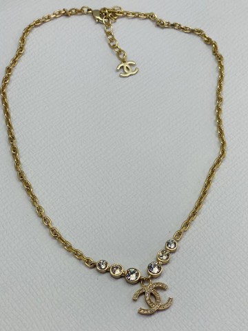 Ожерелье CHANEL