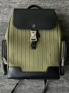 Рюкзак Rimowa