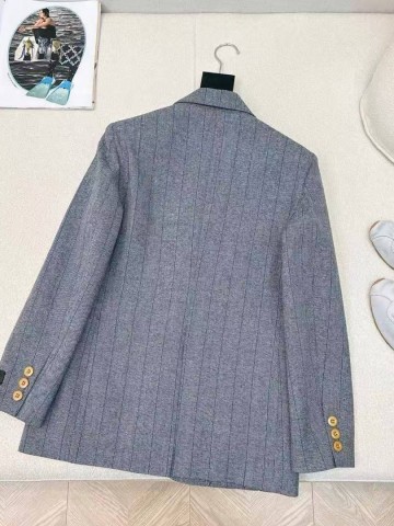 Пиджак Prada