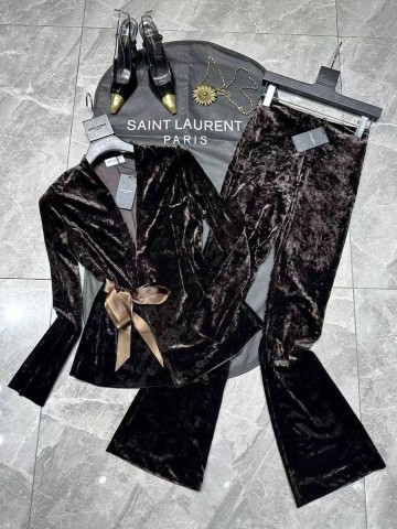 Костюм Yves Saint Laurent
