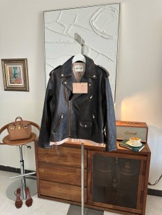 Кожаная куртка MIU MIU