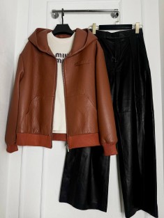 Кожаная куртка MIU MIU