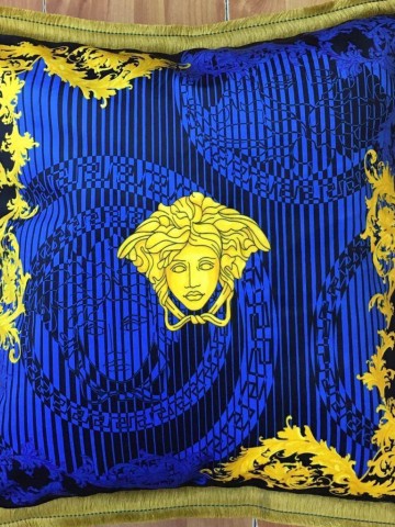 Подушка Versace 50х50 см