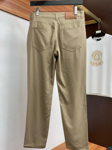 Джинсы бежевого цвета Loro Piana Premium