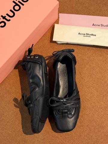 Acne Studios балетки