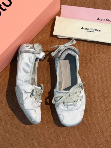 Acne Studios балетки