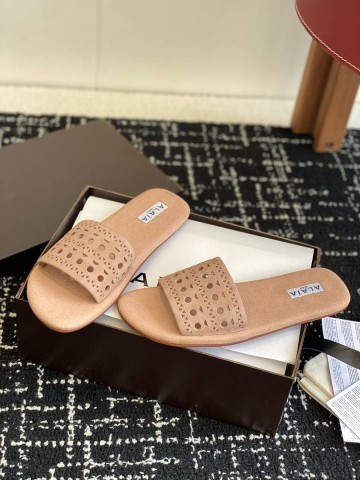 Alaia шлепанцы #789600ZL