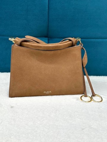 Alaia сумка #538600DA