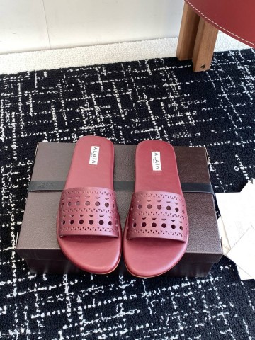 Alaia шлепанцы #269200TD