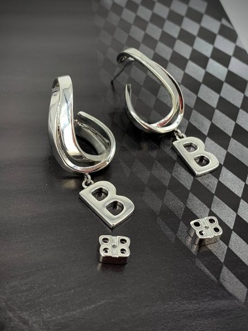 Balenciaga серьги #139618DT