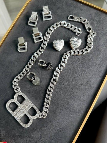 Balenciaga кулон #183841HV