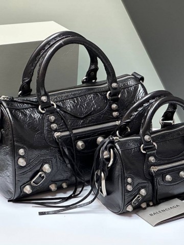 Balenciaga сумка #239380MV