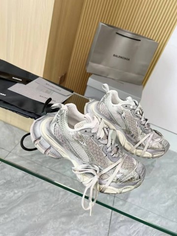 Balenciaga кроссовки #956946TI