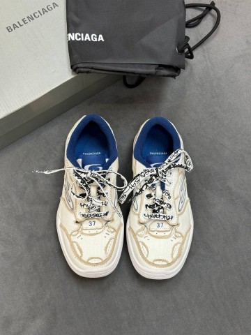 Balenciaga кроссовки #327948IZ