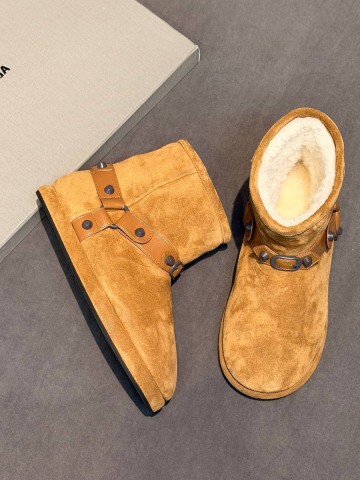 Balenciaga угги #526385QI