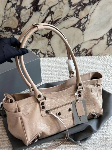 Balenciaga сумка #404394LH