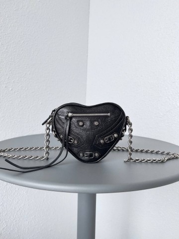 Balenciaga Le Cagole Heart сумка #478949GH
