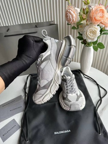 Balenciaga кроссовки #528647CU