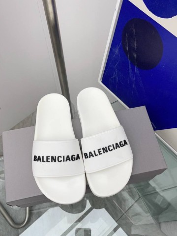 Balenciaga шлепанцы #328735ZV