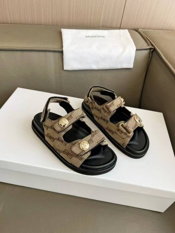 Balenciaga босоножки #583505EK