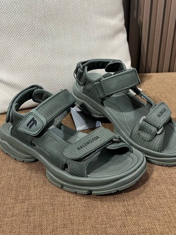 Balenciaga босоножки #614334QQ