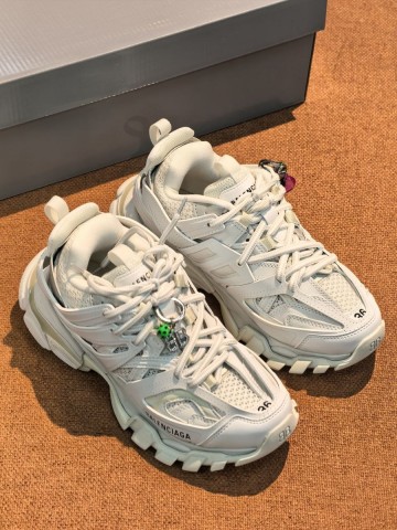 Balenciaga Track Trail Laces кроссовки #736373KI