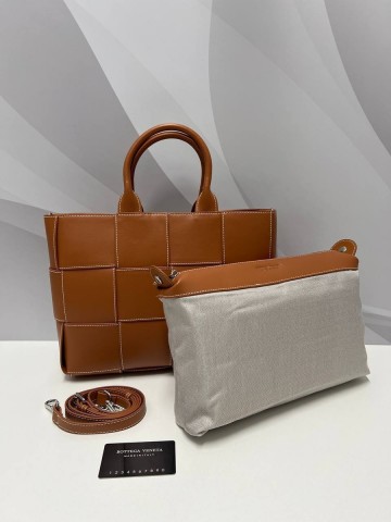 Bottega Veneta сумка #132467ZF