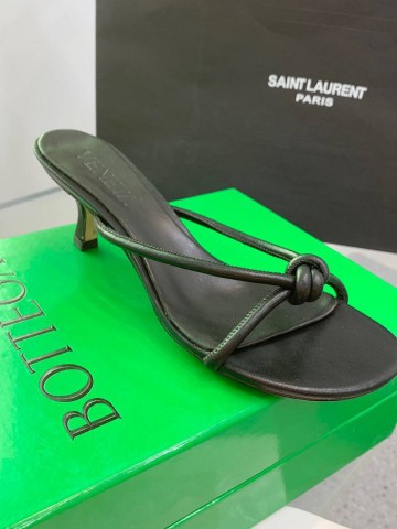 Bottega Veneta сабо #235636SS