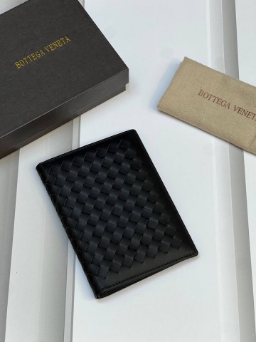 Bottega Veneta обложка на паспорт #323794FW