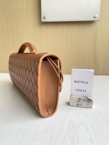 Bottega Veneta Andiamo сумка #666172QS