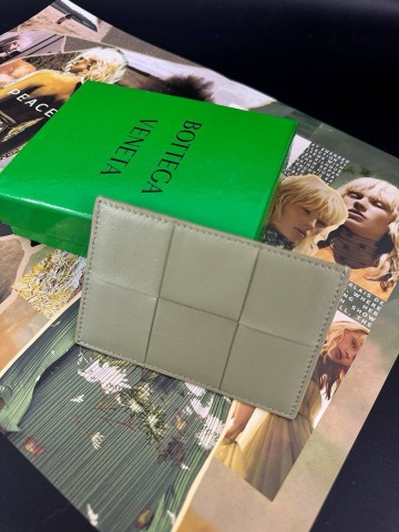 Bottega Veneta картхолдер #683031GY