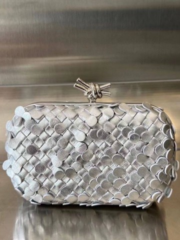 Bottega Veneta клатч #853069AT
