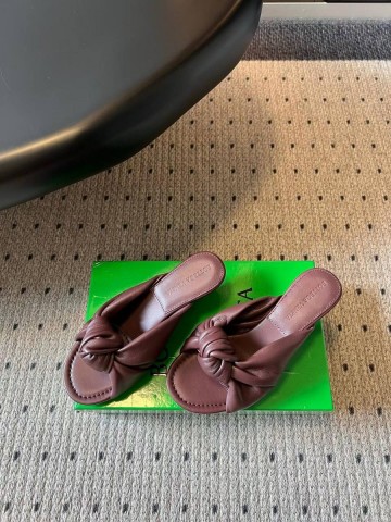 Bottega Veneta сабо #955948KV