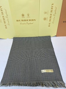 Burberry шарф