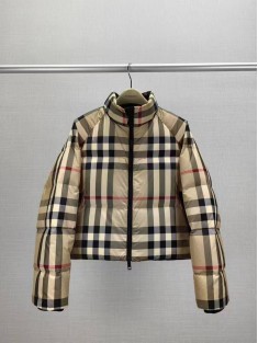 Burberry пуховик
