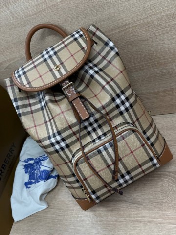 Burberry рюкзак #697137TT