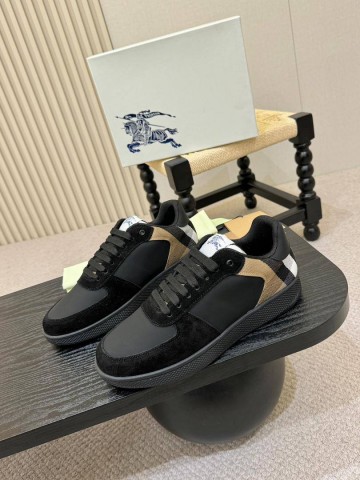Burberry кроссовки #456581QK
