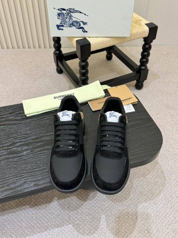 Burberry кроссовки #456581QK