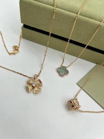 Bvlgari колье #270023EN